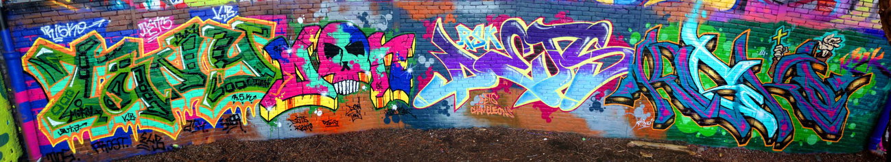 Graffiti Wall - Photo by DETS - sir, mix, a (2014)