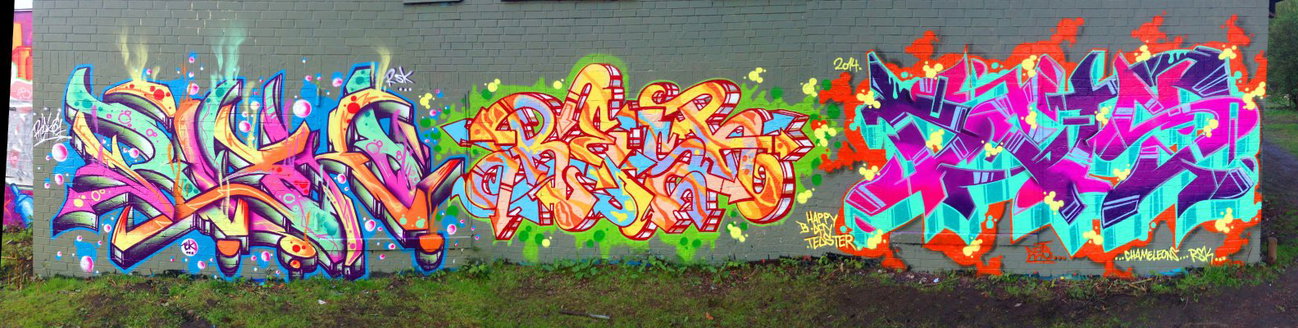 Graffiti Wall - Photo by DETS - negativ, flavour, wall! (2014)