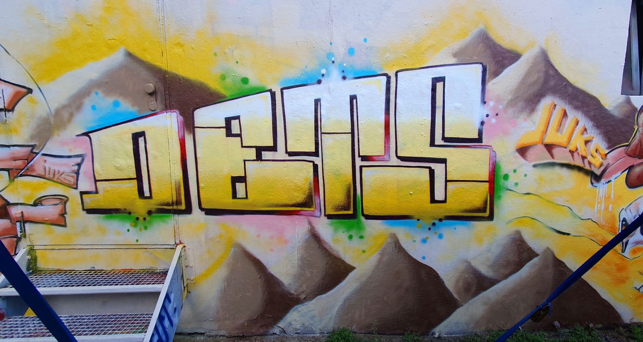 Graffiti Wall - Photo by DETS