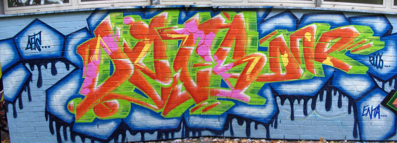 Graffiti Wall - Photo by DETS - dts (2006)