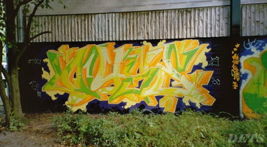 Graffiti Wall - Photo by DETS - nyse (2004)