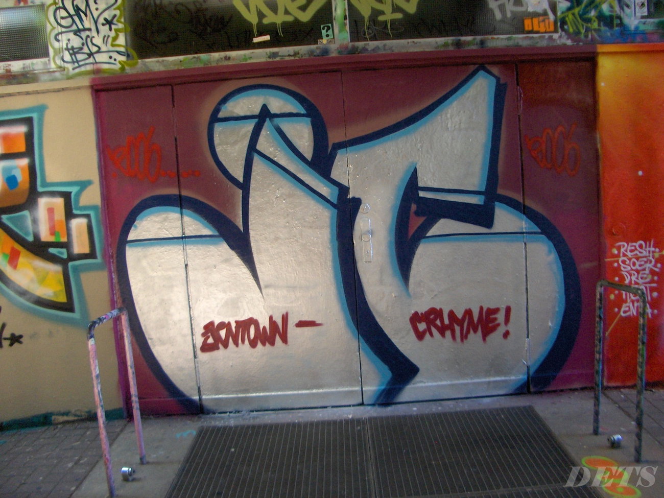 Graffiti Wall - Photo by DETS - jc, -, nyse(DETS)