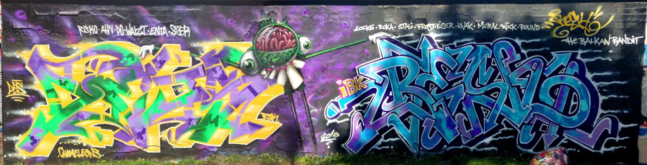 Graffiti Wall - Photo by DETS - dets, -, mone