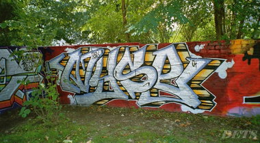 Graffiti Wall - Photo by DETS - nyse-jc (2004)
