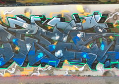 Graffiti Wall - Photo by DETS - reg·ne·risch, aber, überdacht (2019)