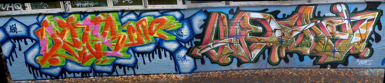 Graffiti Wall - Photo by DETS - dets (2006)