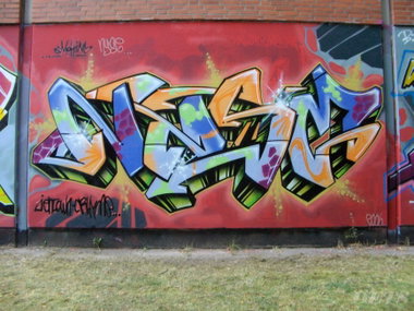 Graffiti Wall - Photo by DETS - nyse, jc (2006)
