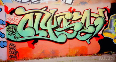 Graffiti Wall - Photo by DETS - nyse (2003)