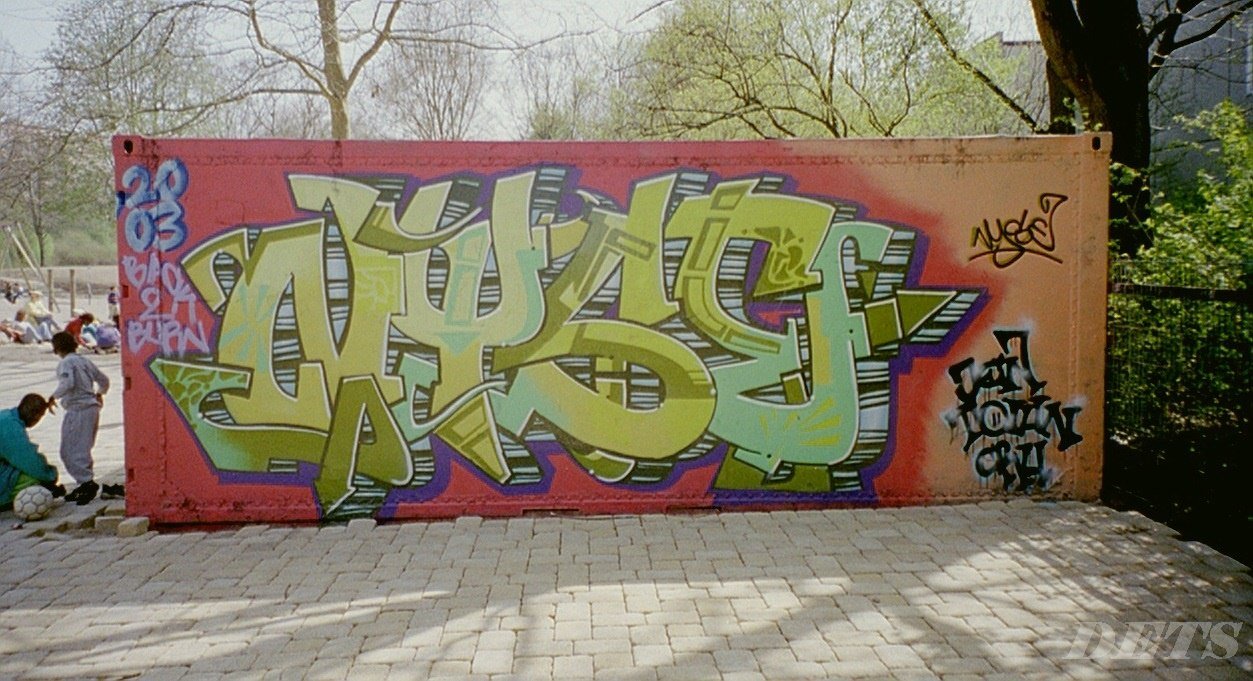 Graffiti Wall - Photo by DETS - nyse, jc (2003)