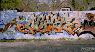 Graffiti Wall - Photo by DETS - nyse, jc (2004)