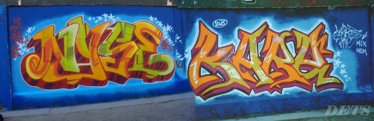 Graffiti Wall - Photo by DETS - nyse-kare (2005)