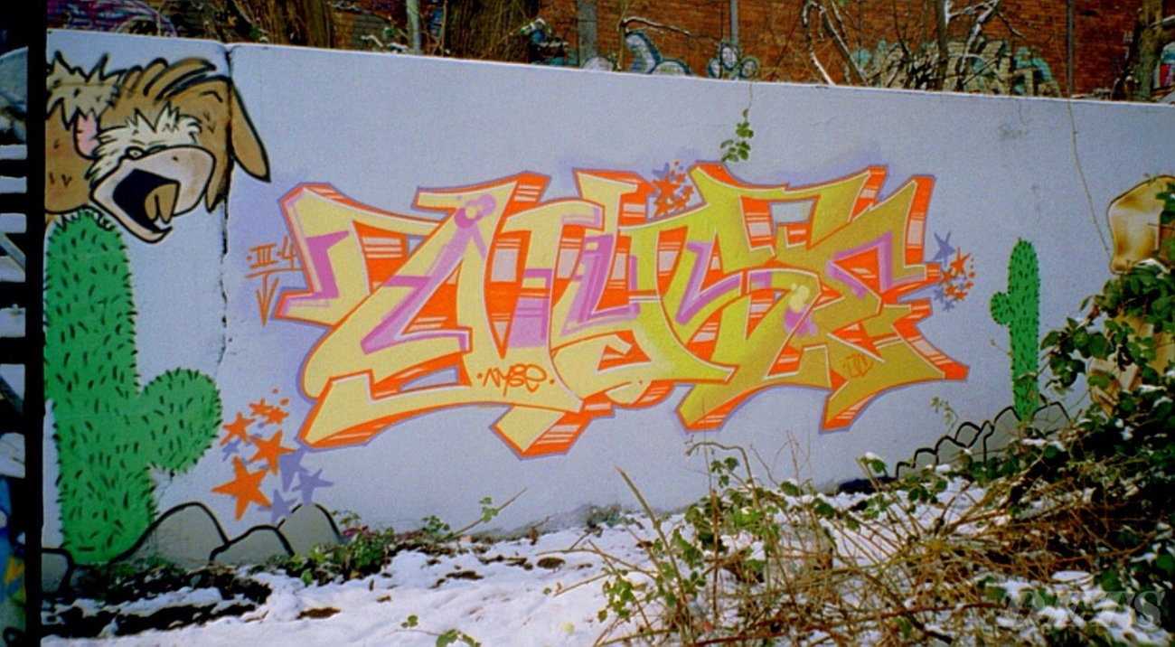 Graffiti Wall - Photo by DETS - nyse, jc (2004)