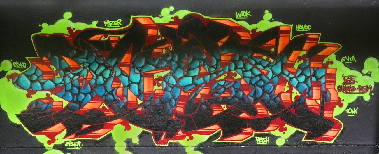 Graffiti Photo by DETS - dets, rsk, chameleons (2016)