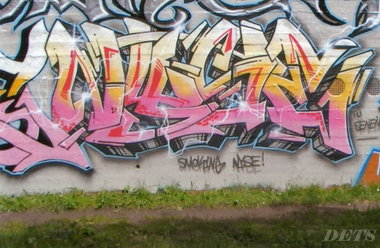 Graffiti Wall - Photo by DETS - kare, nyse, jc (2006)