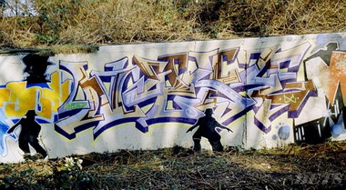 Graffiti Wall - Photo by DETS - nyse, jc (2004)