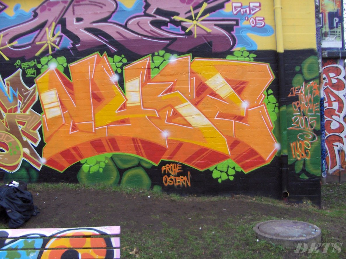 Graffiti Wall - Photo by DETS - nyse (2005)
