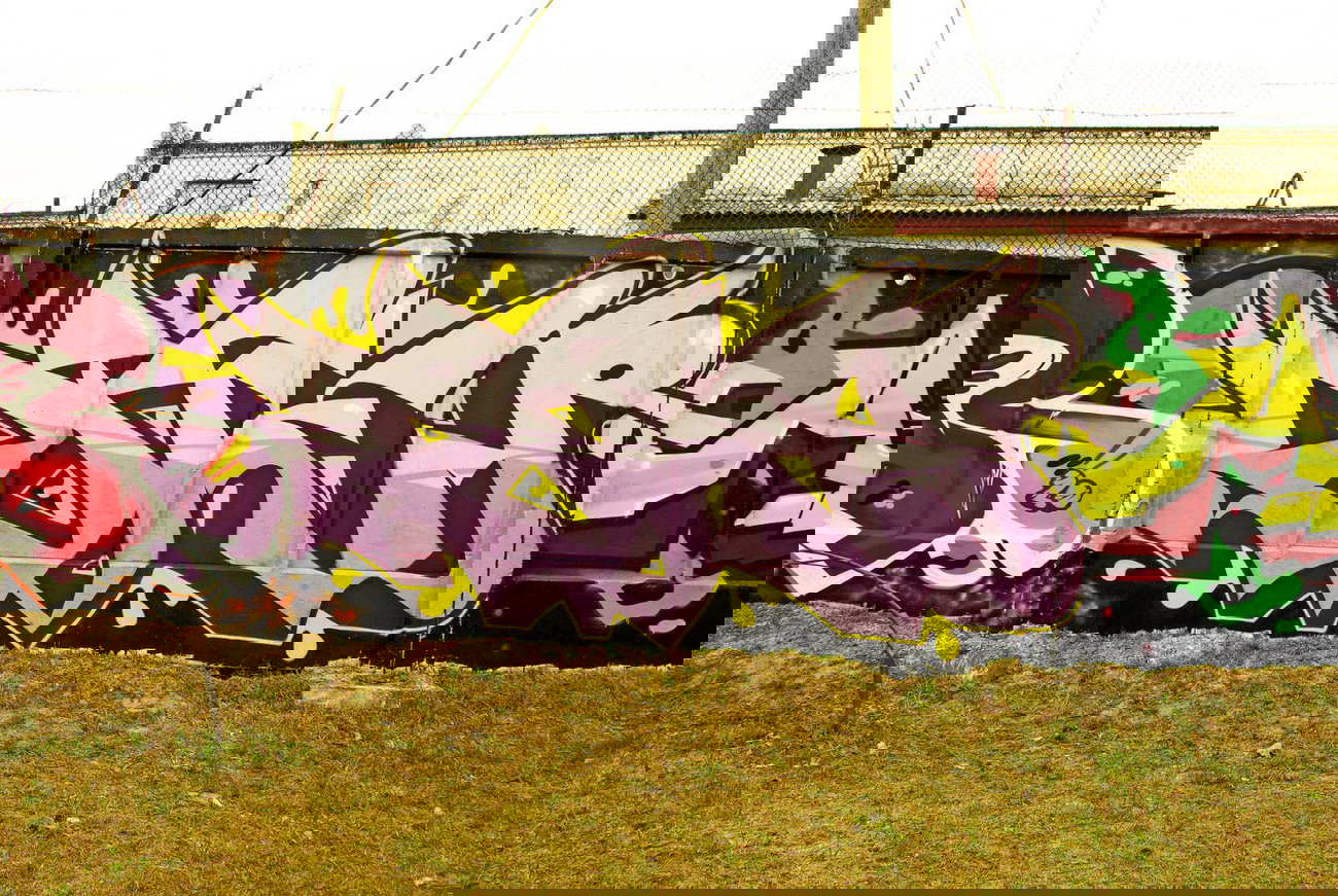 Graffiti Wall - Photo by DFXR - jam, Difer (2013)