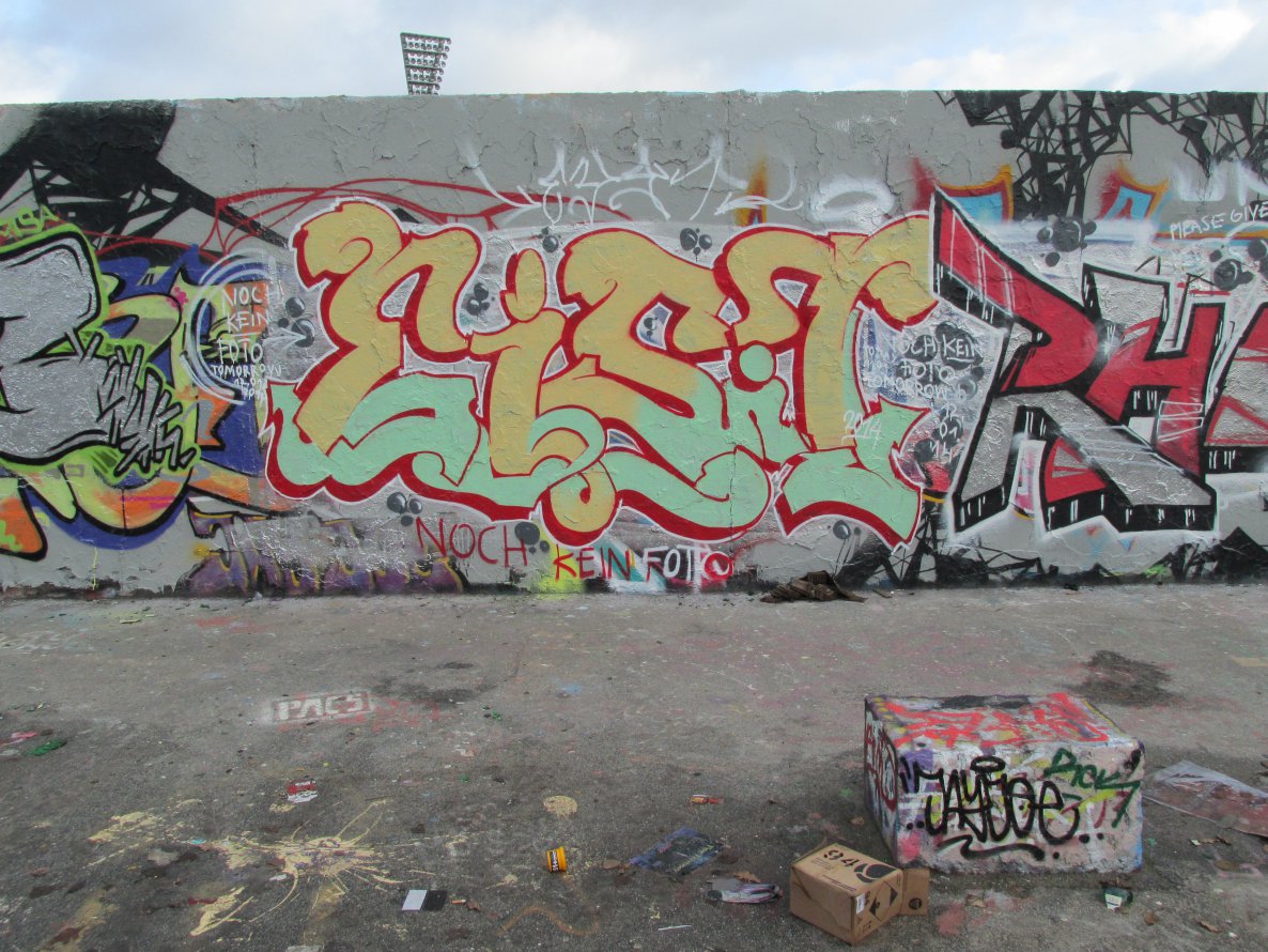 Graffiti Wall - Photo by DIRK - eis.t, PAN, Mauerpark (2014)