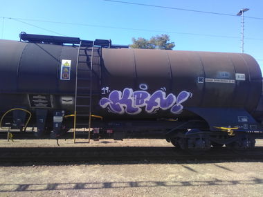 Graffiti Train - Photo by DISOE - kbf, tisoe (2019)