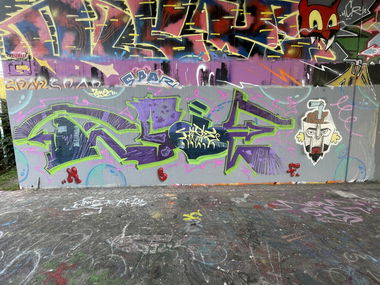 Graffiti Wall - Photo by DISOE - kbf, fda (2023)