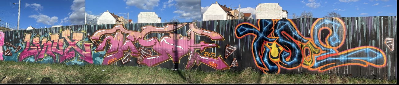 Graffiti Wall - Photo by DISOE - Linux, Tisoe, Foster (2025)