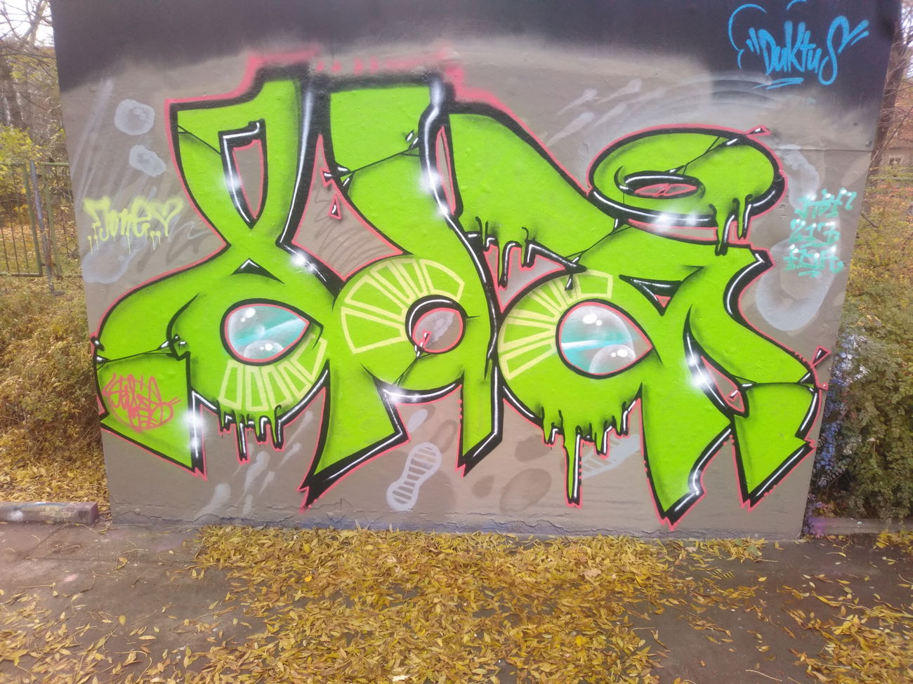 Graffiti in Leipzig - Photo by DISOE - KBF, FDA, 217 (2021)