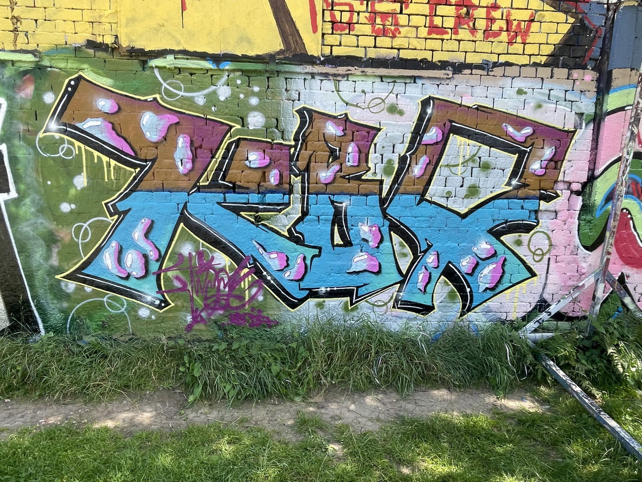 Graffiti Wall - Photo by DISOE - KBF, FDA (2025)