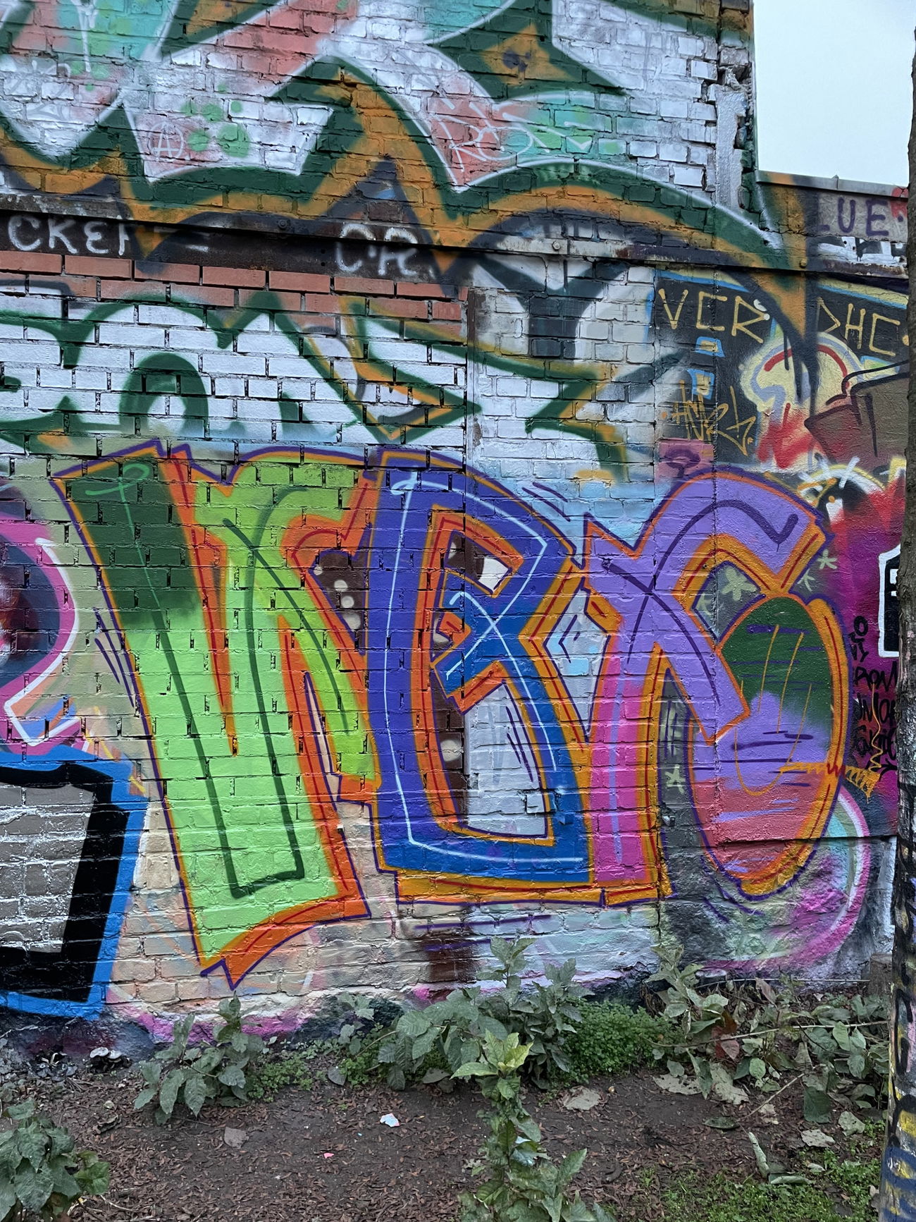 Graffiti Wall - Photo by DISOE