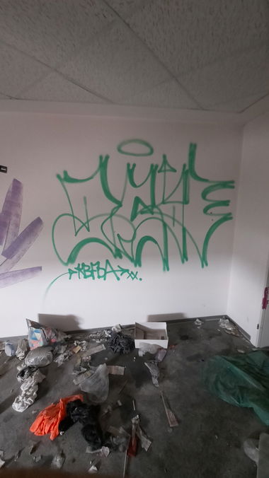 Graffiti Wall - Photo by DISOE (2020)