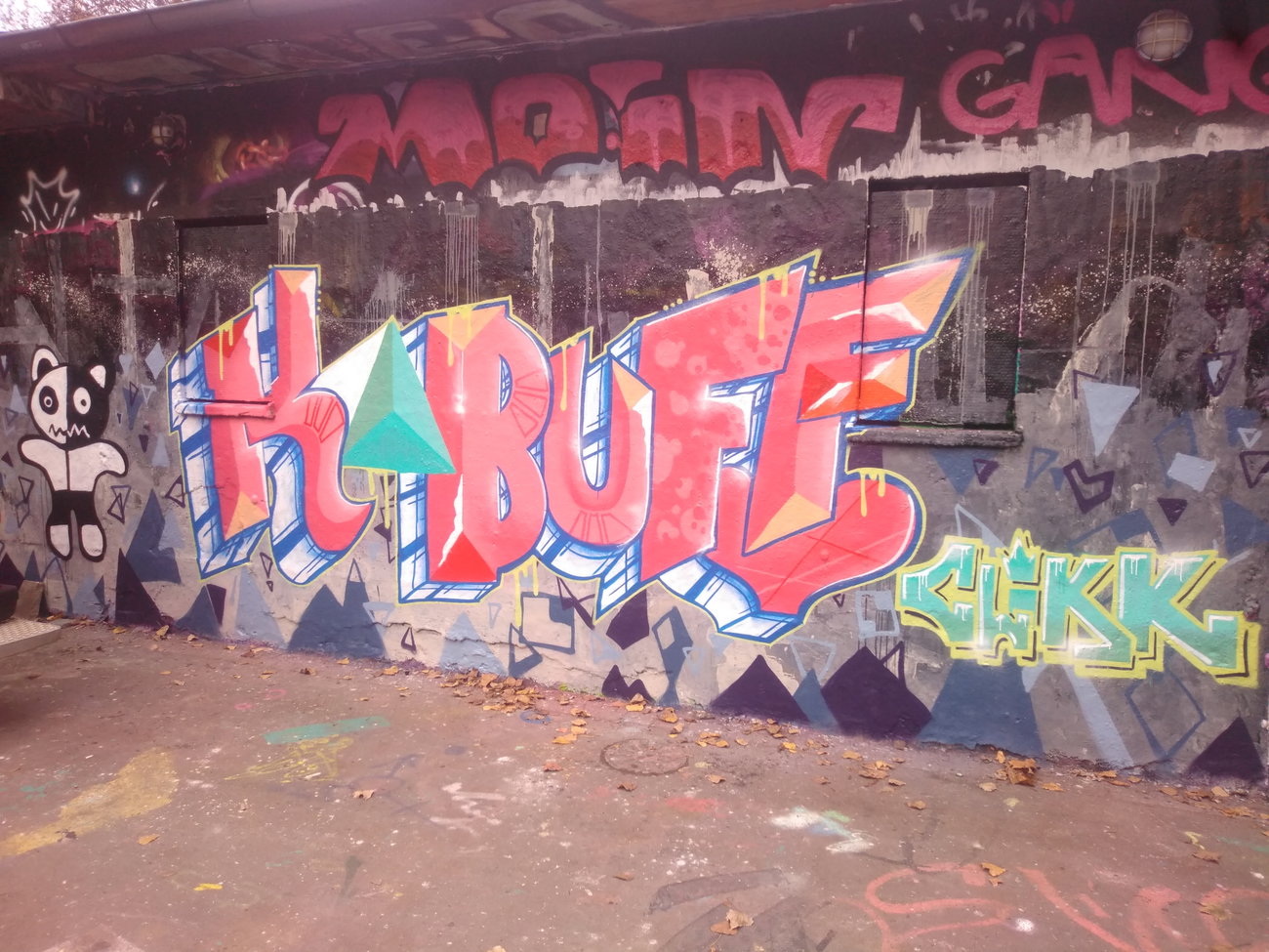 Graffiti Wall - Photo by DISOE - kbf, fda (2020)