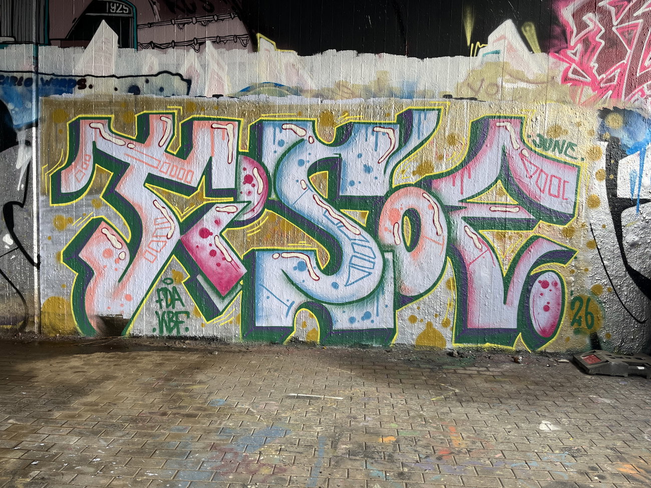Graffiti Wall - Photo by DISOE - kbf, fda (2026)