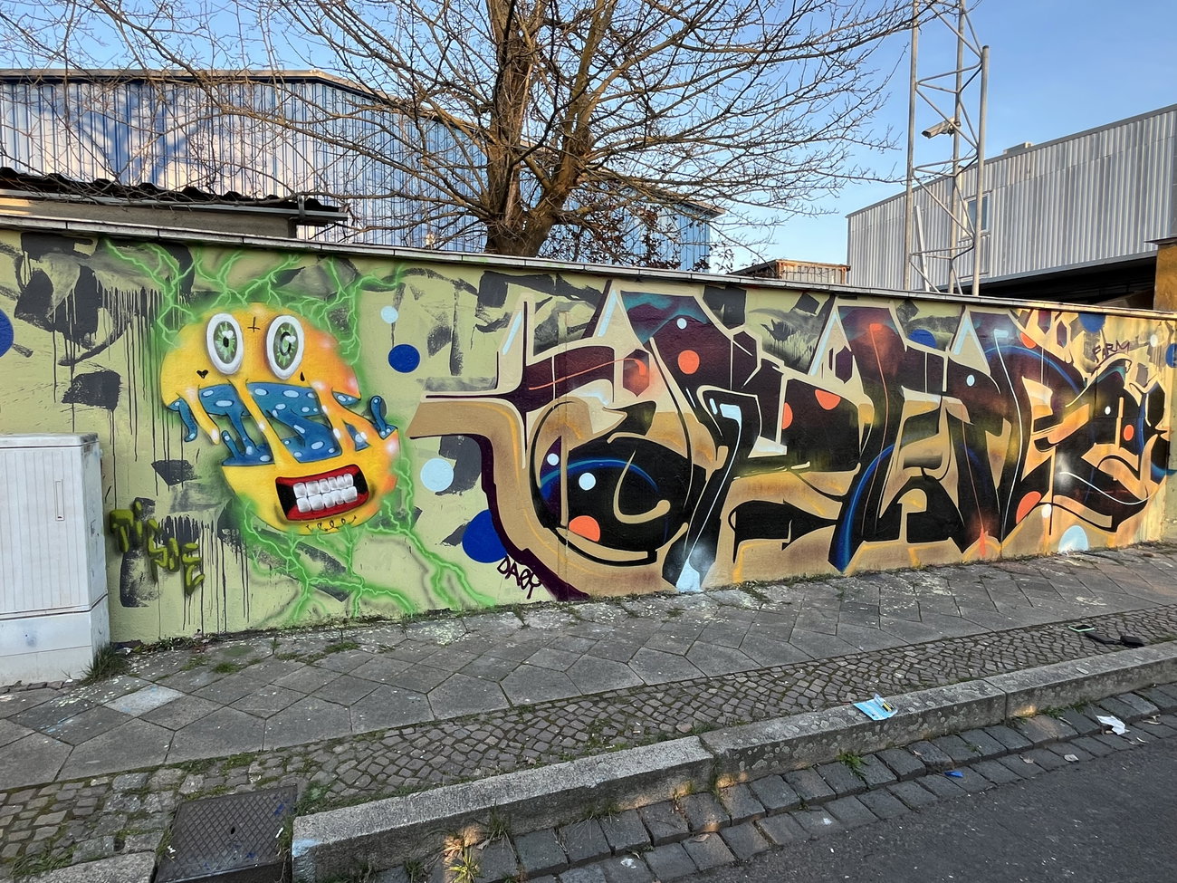 Graffiti Wall in Leipzig - Photo by DISOE - kbf, peg (2026)
