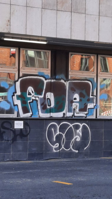 Graffiti Wall - Photo by DISOE - fda (2016)