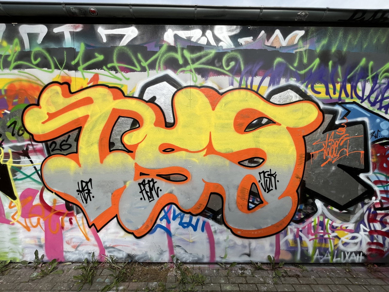Graffiti Wall - Photo by DISOE