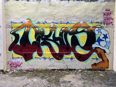 Graffiti Wall - Photo by DISOE
