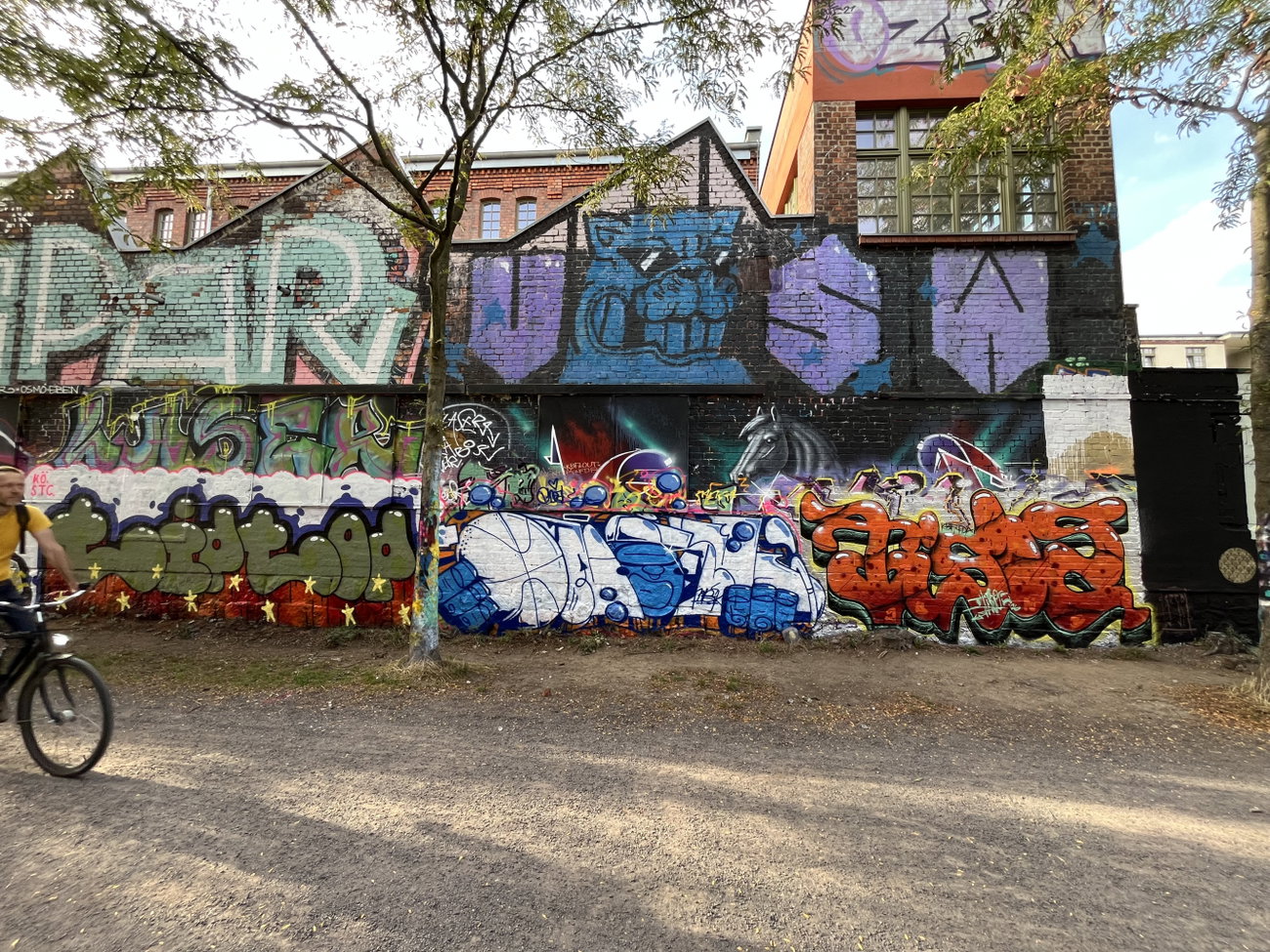 Graffiti Wall - Photo by DISOE
