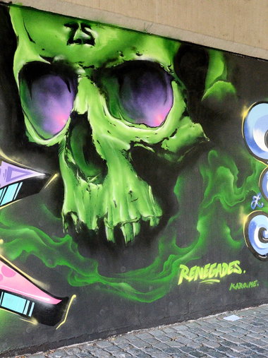 Graffiti Wall - Photo by DKO - dko, friedensbrücke, ffm