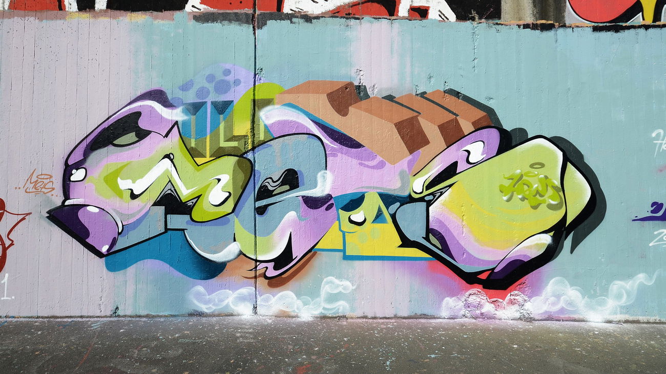 Graffiti Wall - Photo by DKO - ffm, rtwgkrsl, wof