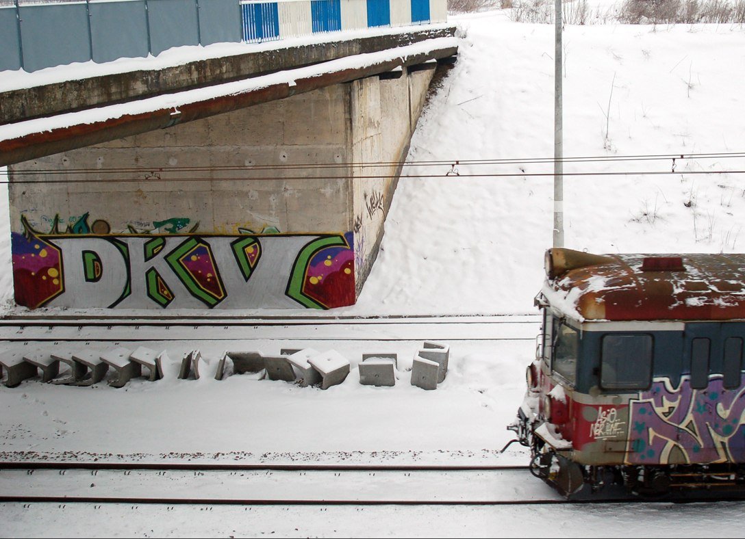 Graffiti Bombing - Photo by DKVCREW - dkv