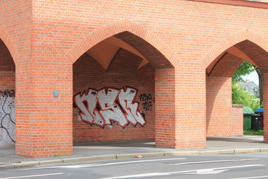 Graffiti Bombing in Leipzig - Photo by DMENZ - nsr, gang, chor