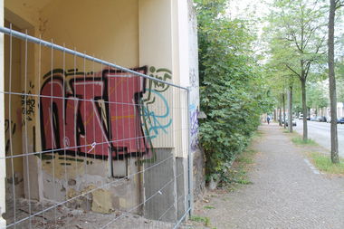 Graffiti Wall - Photo by DMENZ - nsr, osra, chor (2013)