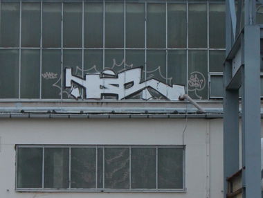 Graffiti Bombing - Photo by DMENZ - nsr, dmenz, crew (2013)