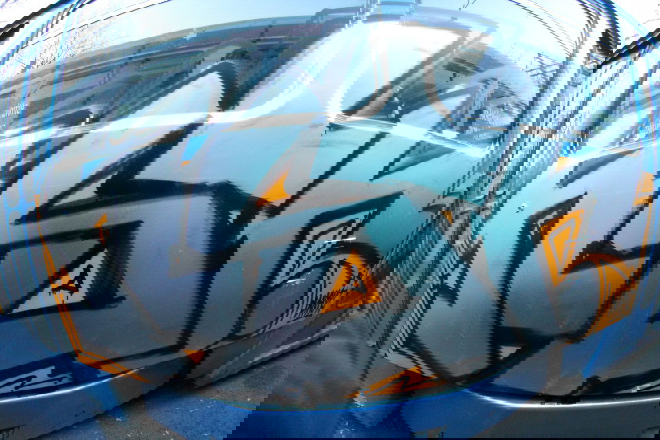 Graffiti Train - Photo by DMENZ - nsr, dmenz (2013)