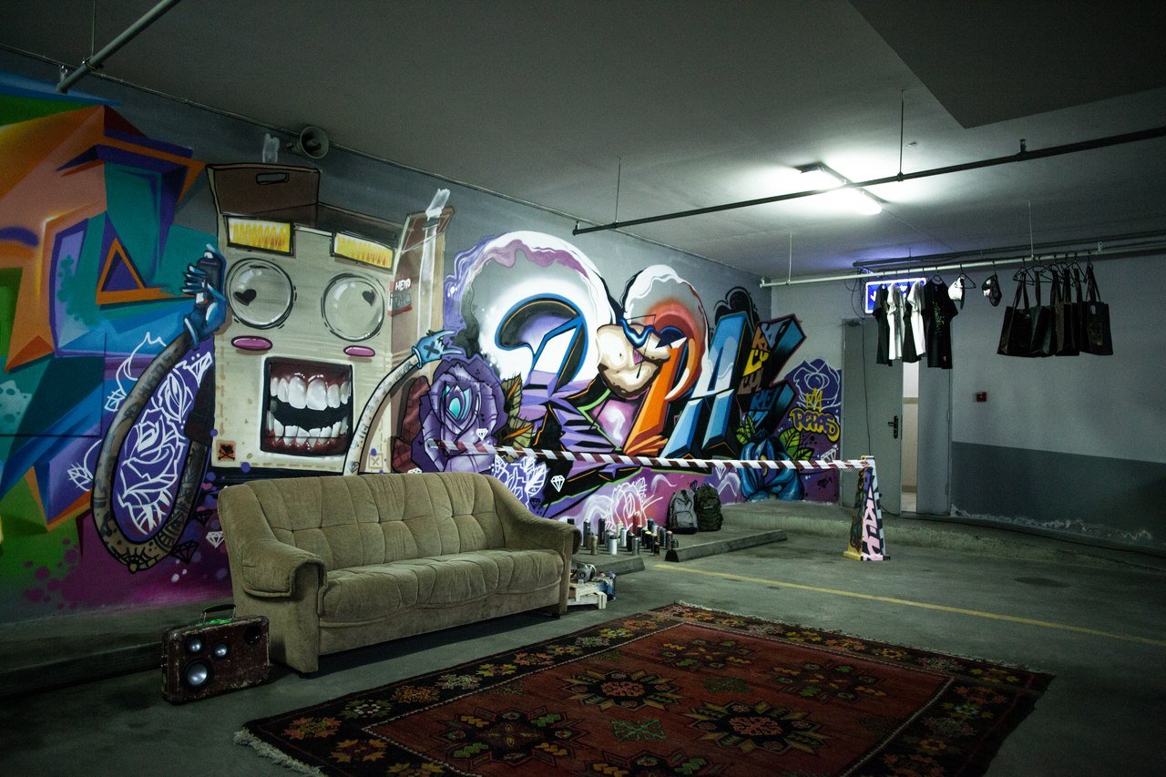 Graffiti Wall - Photo by DMN - Repas, Andrew, Almaty (2014)