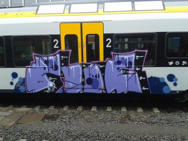 Graffiti Train in Münster - Photo by DOHE - Rue, Train, Münster (2014)
