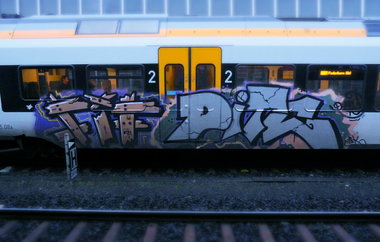 Graffiti Train - Photo by DOHE - sif, ditc, psk (2014)