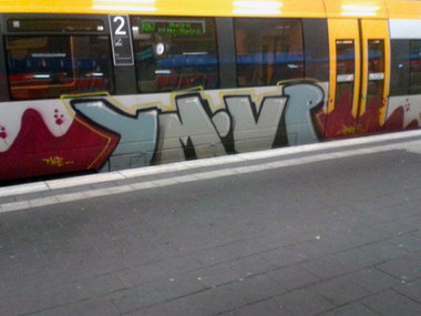 Graffiti Train - Photo by DOHE - the, ym, vp (2015)