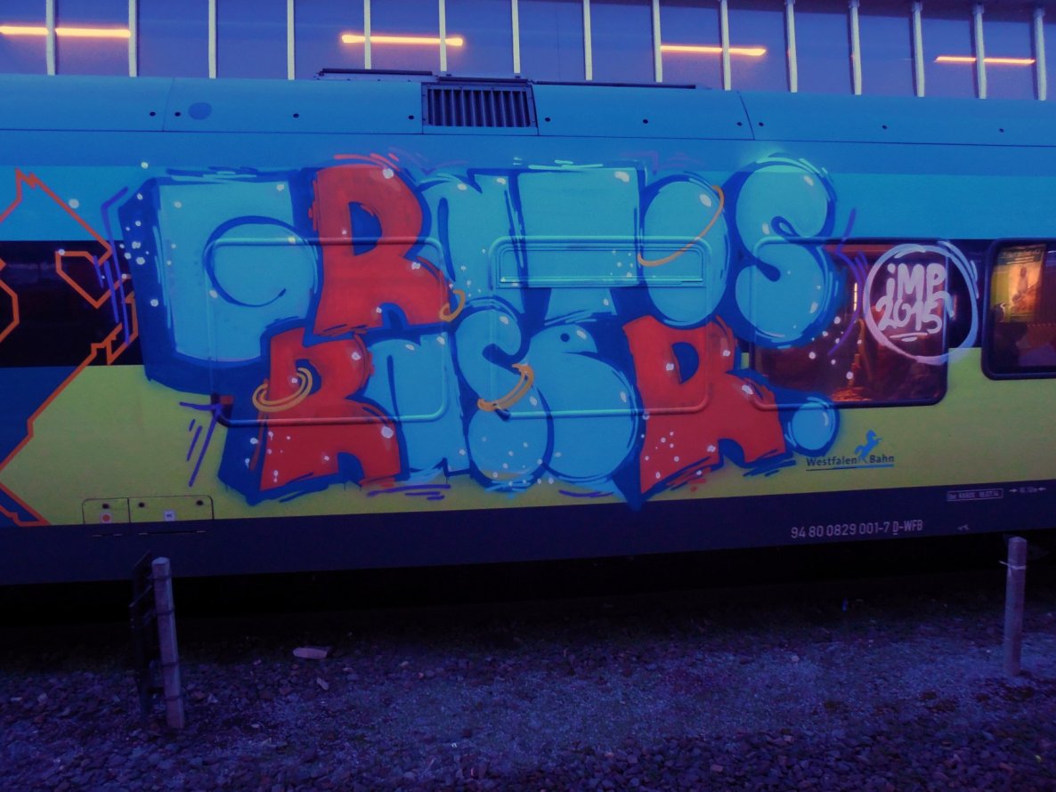 Graffiti Train - Photo by DOHE - Gratis, Raser, imr (2015)