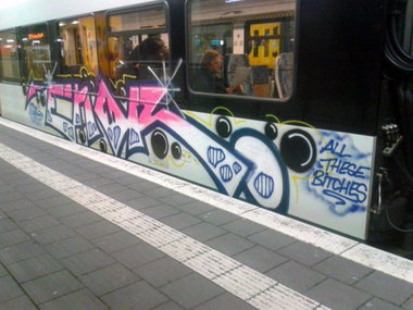 Graffiti Train - Photo by DOHE - enor, all, these (2015)