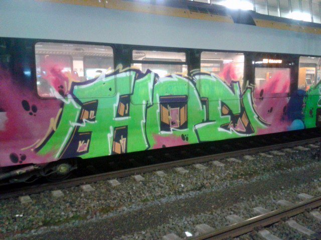 Graffiti Train - Photo by DOHE - hoe, maloer, münster